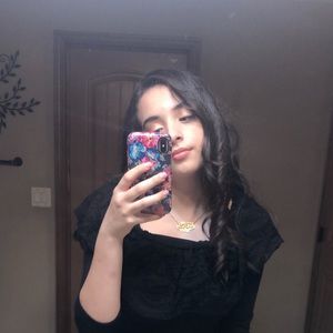 Meet your Posher, Nadya